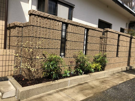 モダンなブロック塀にリニューアル　外構工事　大阪市